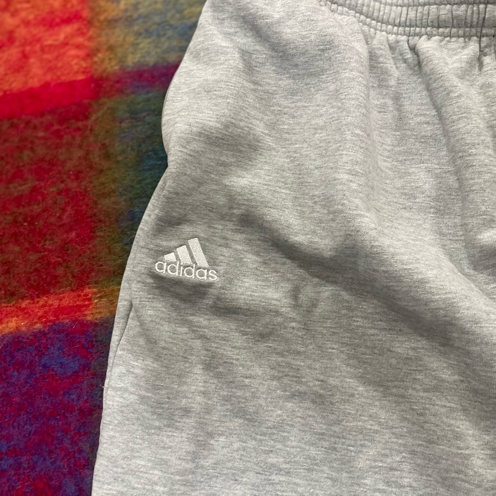 Vintage Gray Adidas Men's Sweatpants - Picture 3 of 7